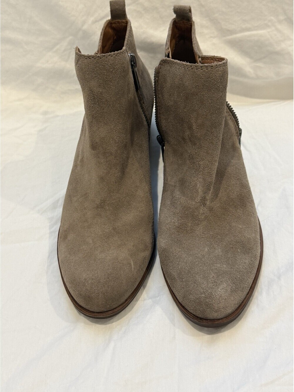 Lucky Brand Basel Suede Ankle Booties – Taupe/Brown – Women's Size 7.5M / 38